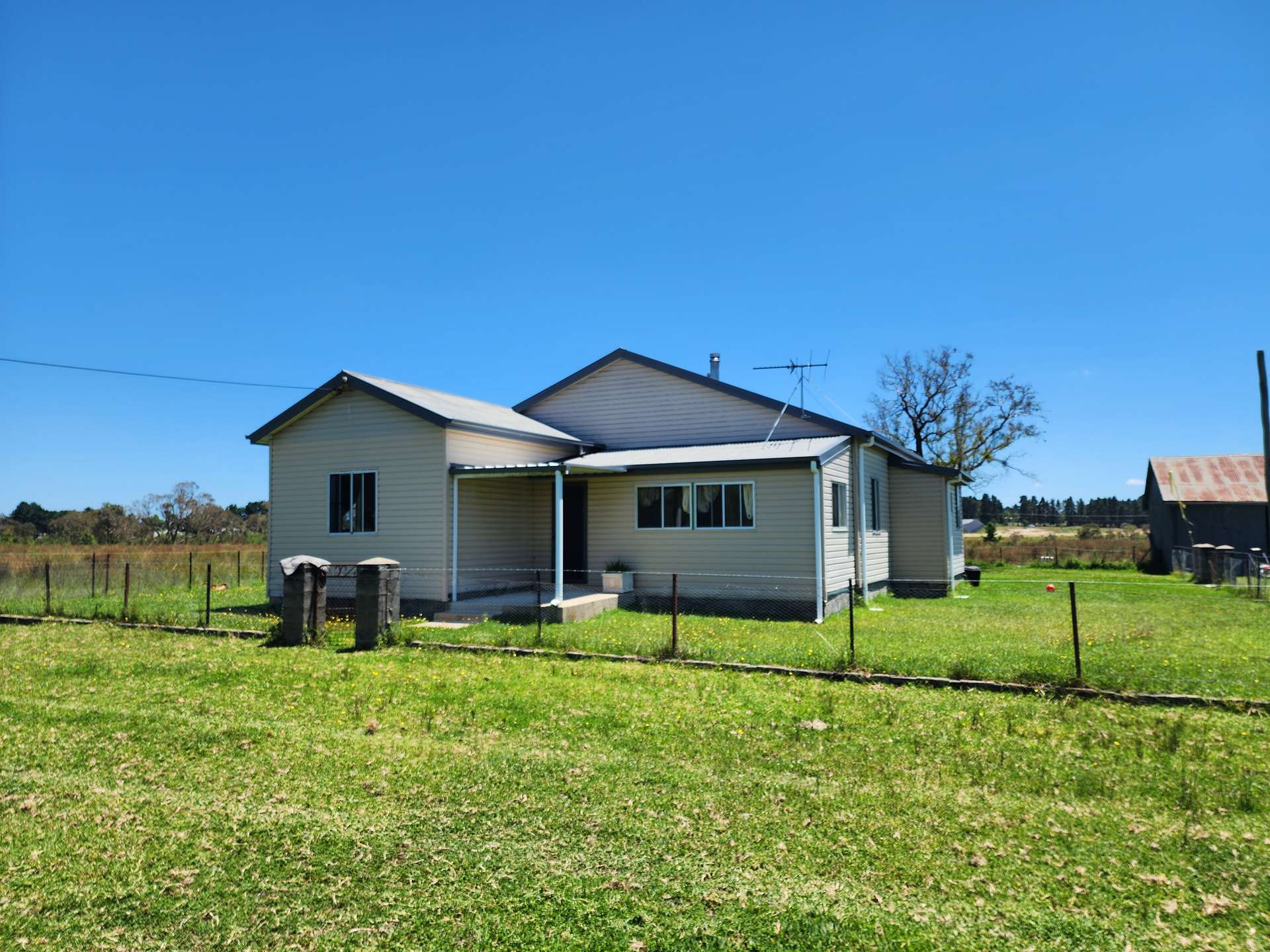 29 Bardini Lane, Fleurbaix Sold by Farmbuy.com - image 3