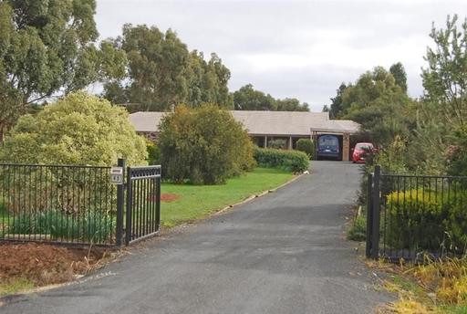 Farm For Sale - VIC - Gordon - 3345 - Modern Country Living with Accessibility and Space 