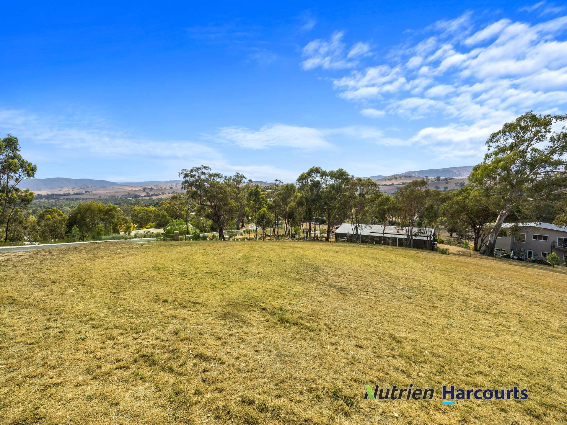 8 Smith Street, Yea For Sale by Farmbuy.com - image 8