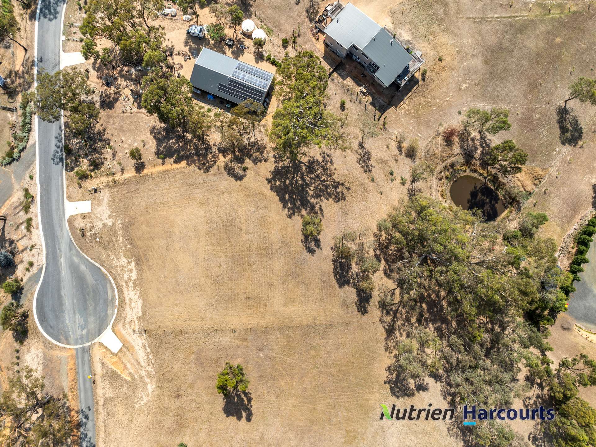 8 Smith Street, Yea For Sale by Farmbuy.com - image 7