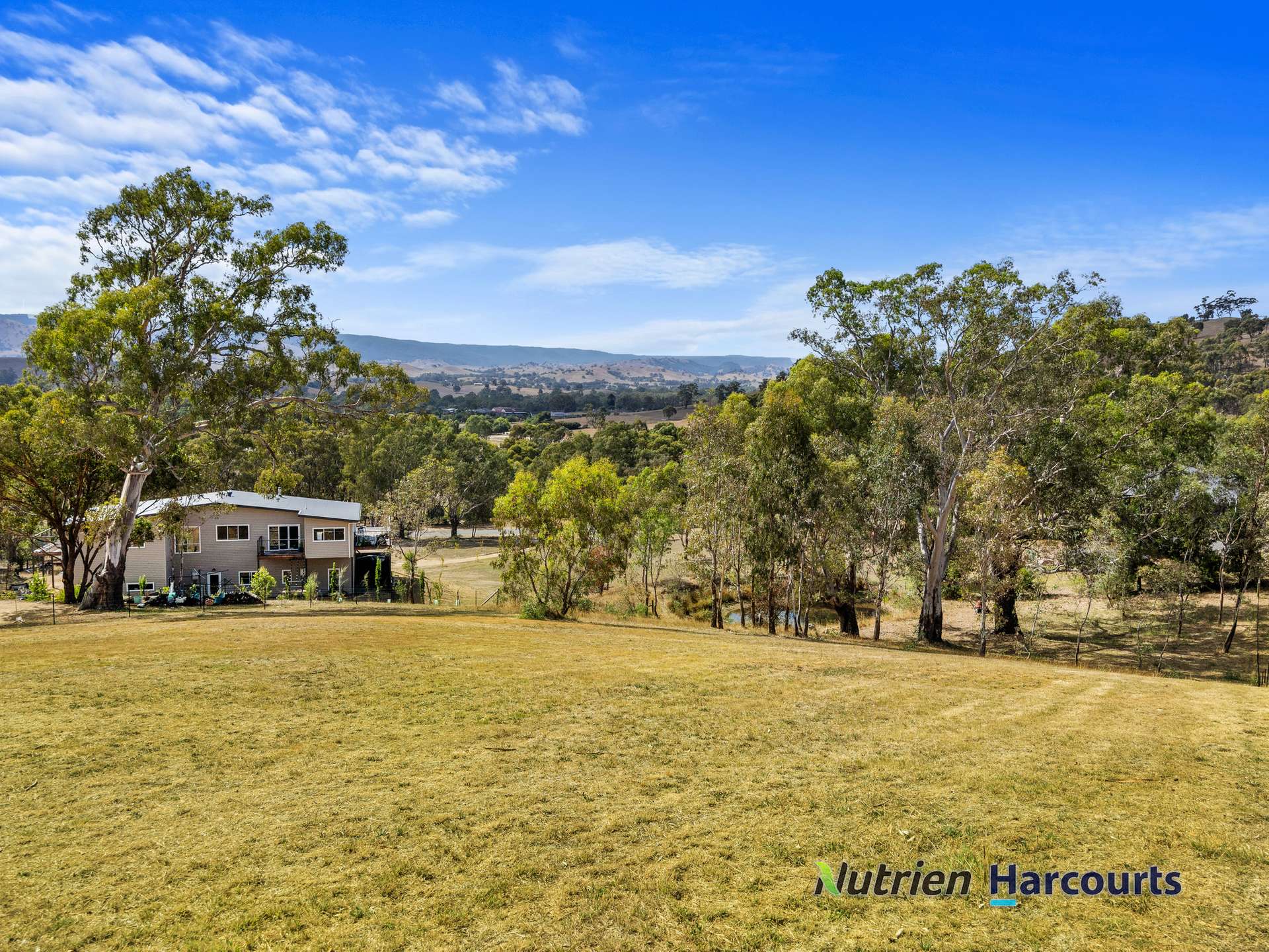 8 Smith Street, Yea For Sale by Farmbuy.com - image 9