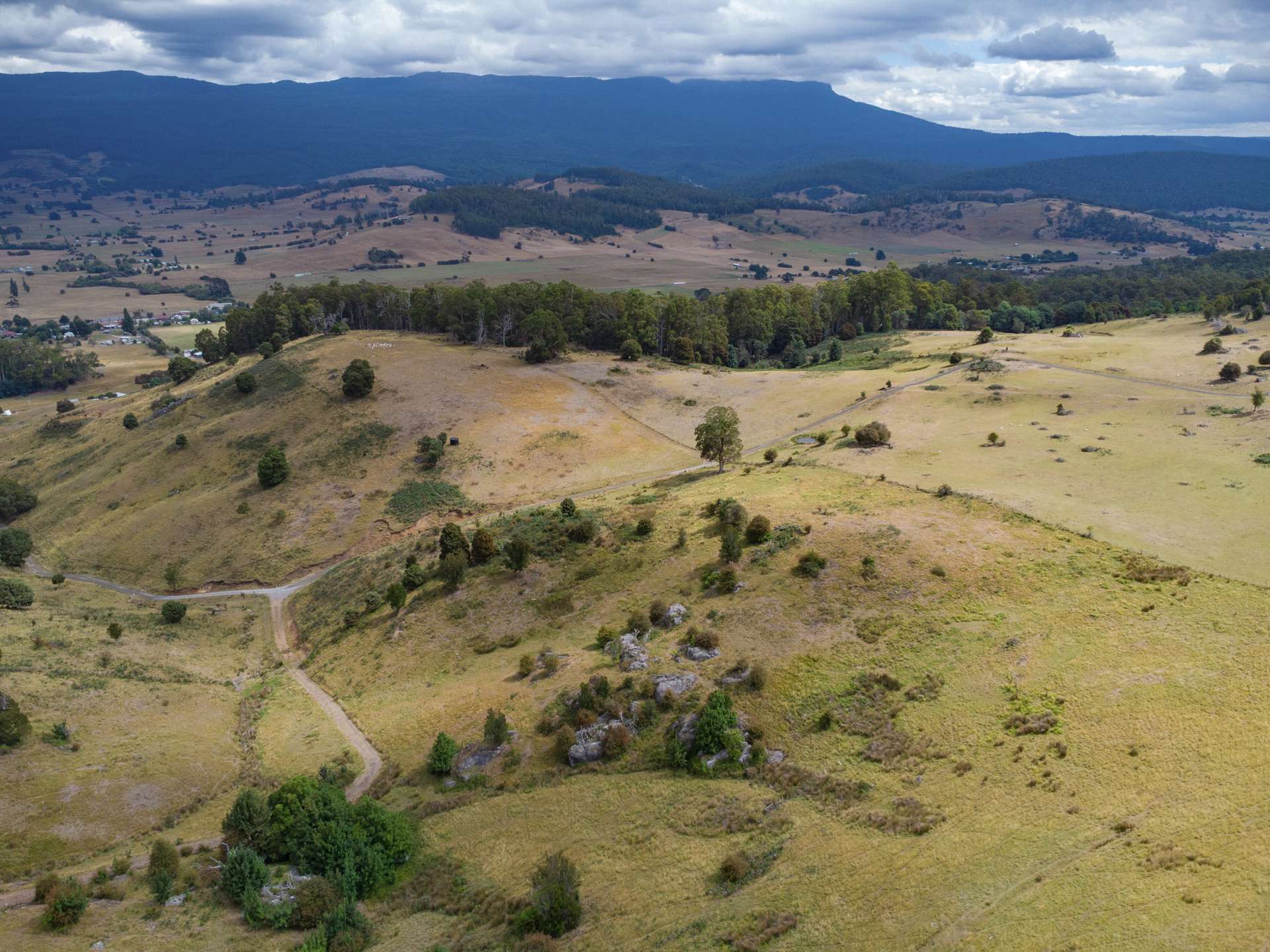 85 Miles Road - 'Rosewick Cottage', Mole Creek For Sale by Farmbuy.com - image 6