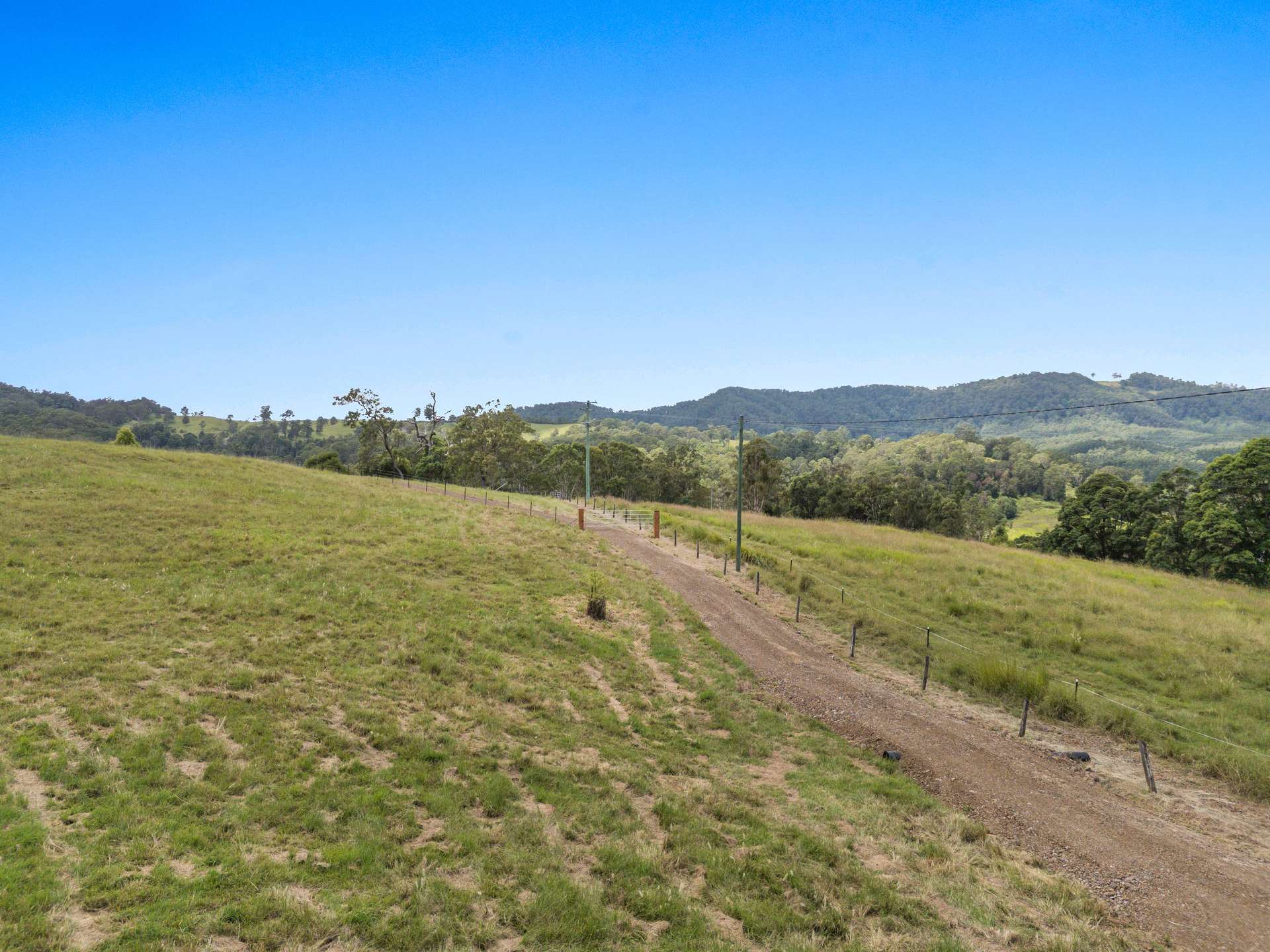 132 Homeleigh Road, Homeleigh For Sale by Farmbuy.com - image 11