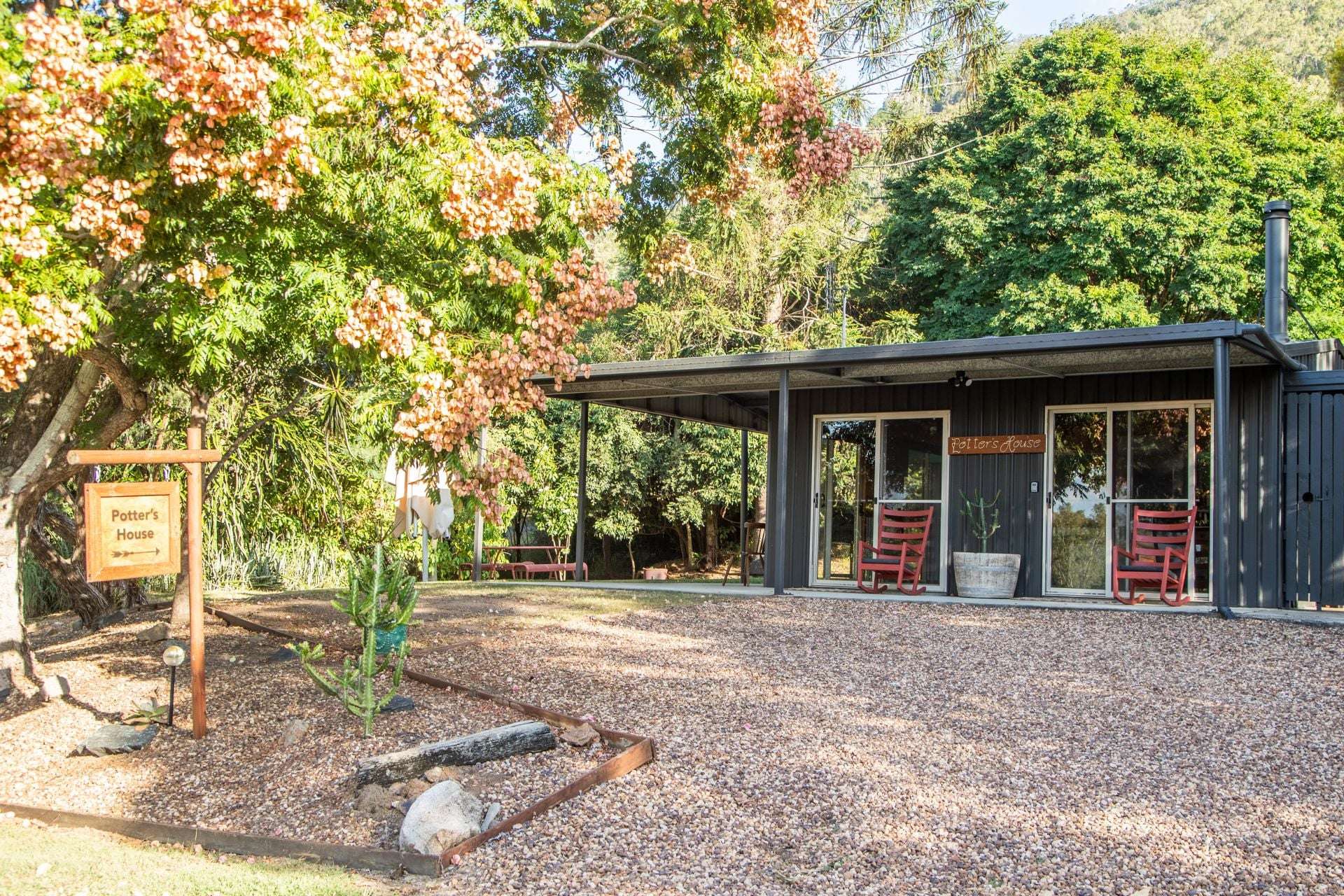 68 Myleema Road, Mount Archer For Sale by Farmbuy.com - image 4
