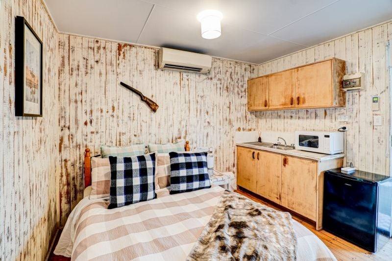 68 Myleema Road, Mount Archer For Sale by Farmbuy.com - image 26