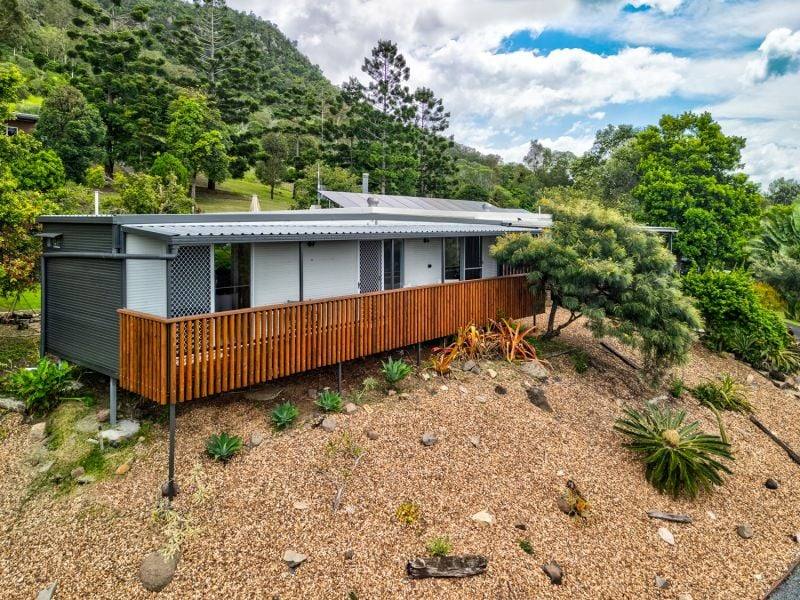 68 Myleema Road, Mount Archer For Sale by Farmbuy.com - image 13