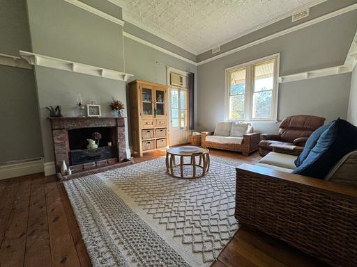 15 Falls Rd, Wellington NSW 2820