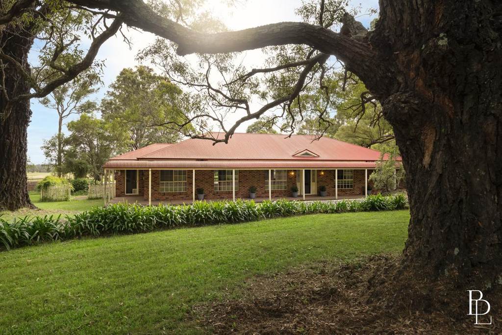 16 Oakbanks Place, Worrigee NSW 2540