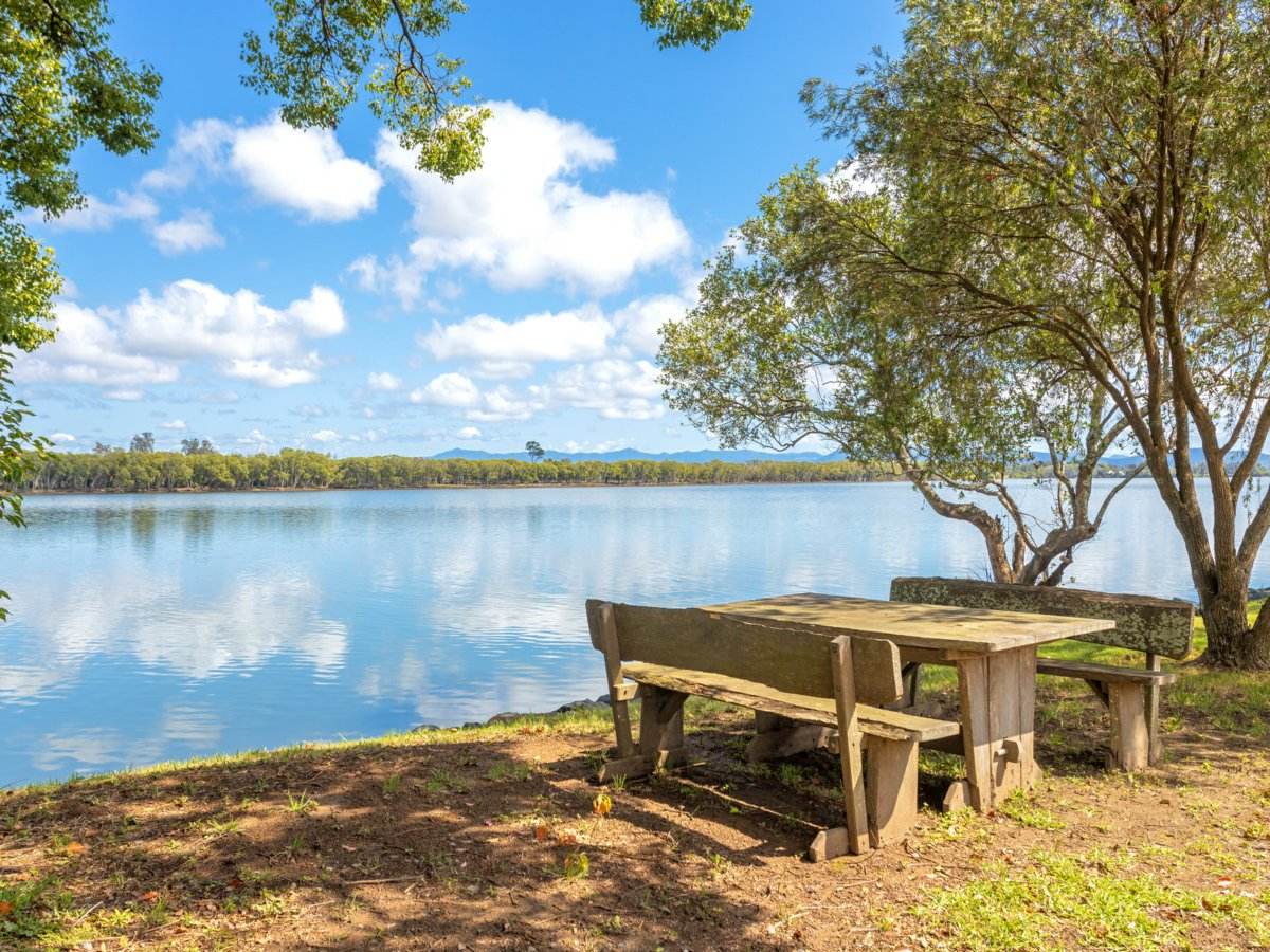 38 Allan Lane, Oxley Island Sold by Farmbuy.com - image 2