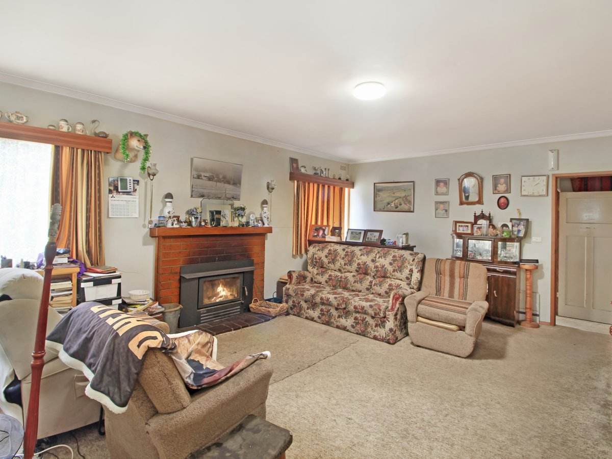 490 Great Alpine Road, Omeo Sold by Farmbuy.com - image 4