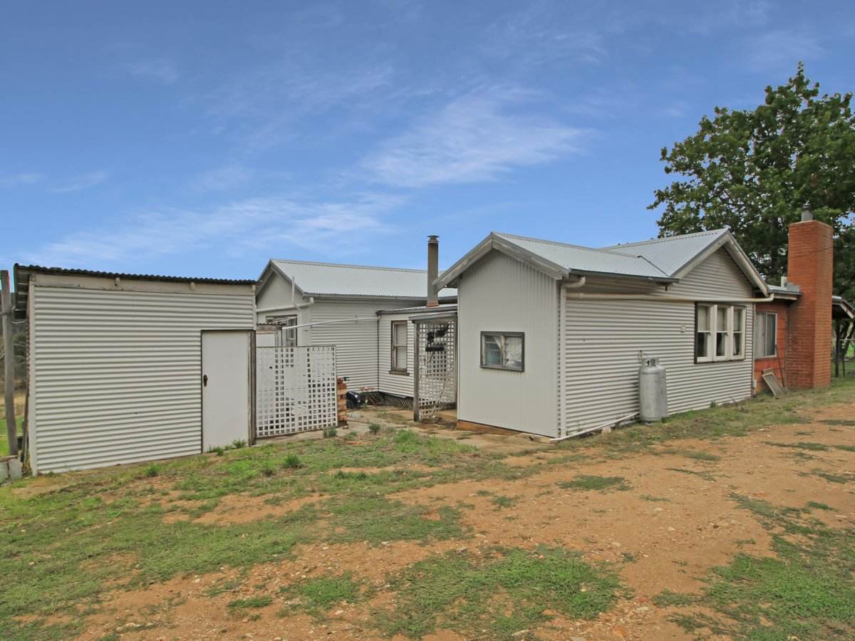 490 Great Alpine Road, Omeo Sold by Farmbuy.com - image 24