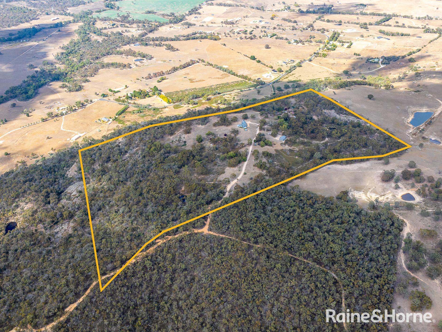 439 Whalans Lane, Mount Rankin For Sale by Farmbuy.com - image 2