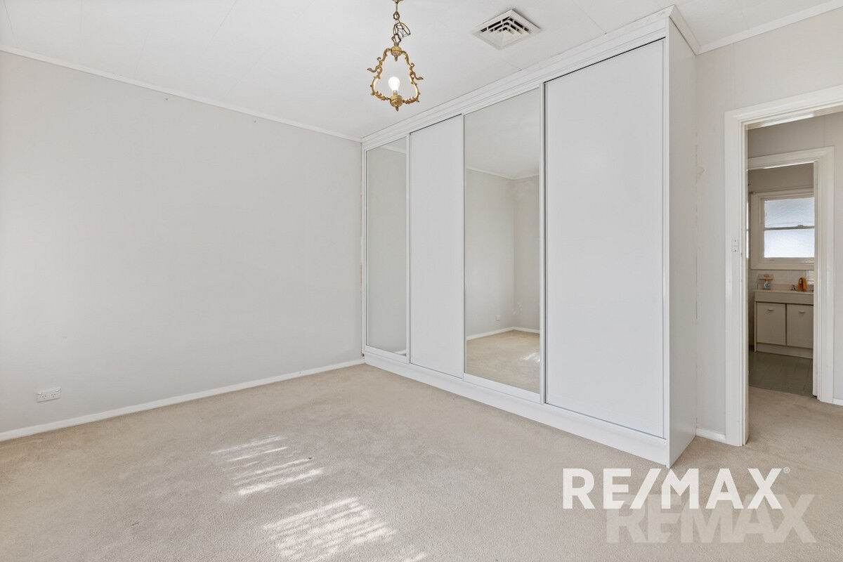2463 Sturt Highway, Collingullie For Sale by Farmbuy.com - image 9