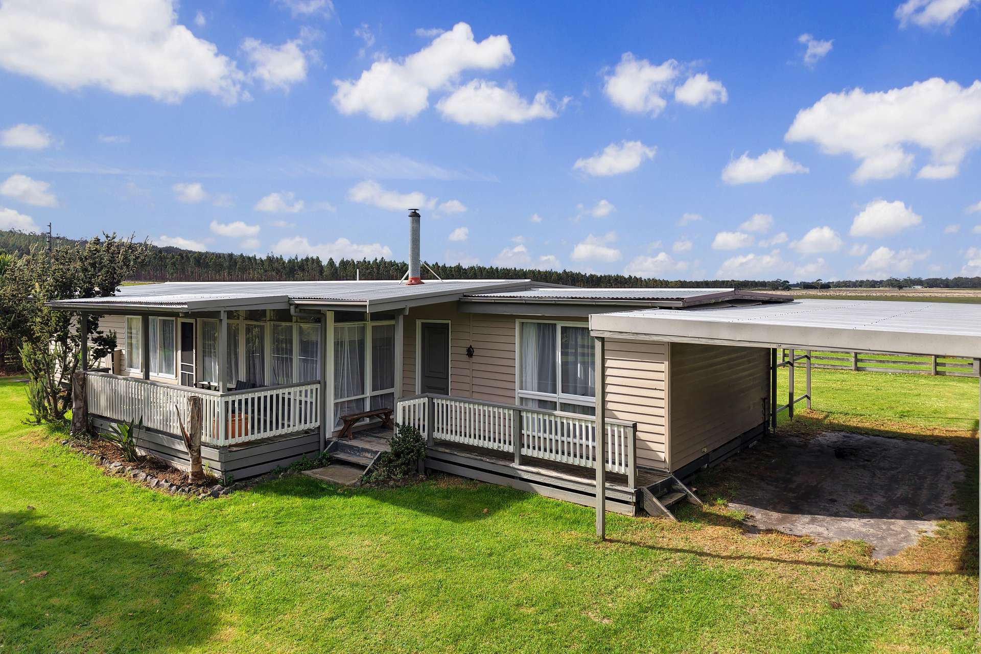180 Holmans Road, Yarram For Sale by Farmbuy.com - image 1