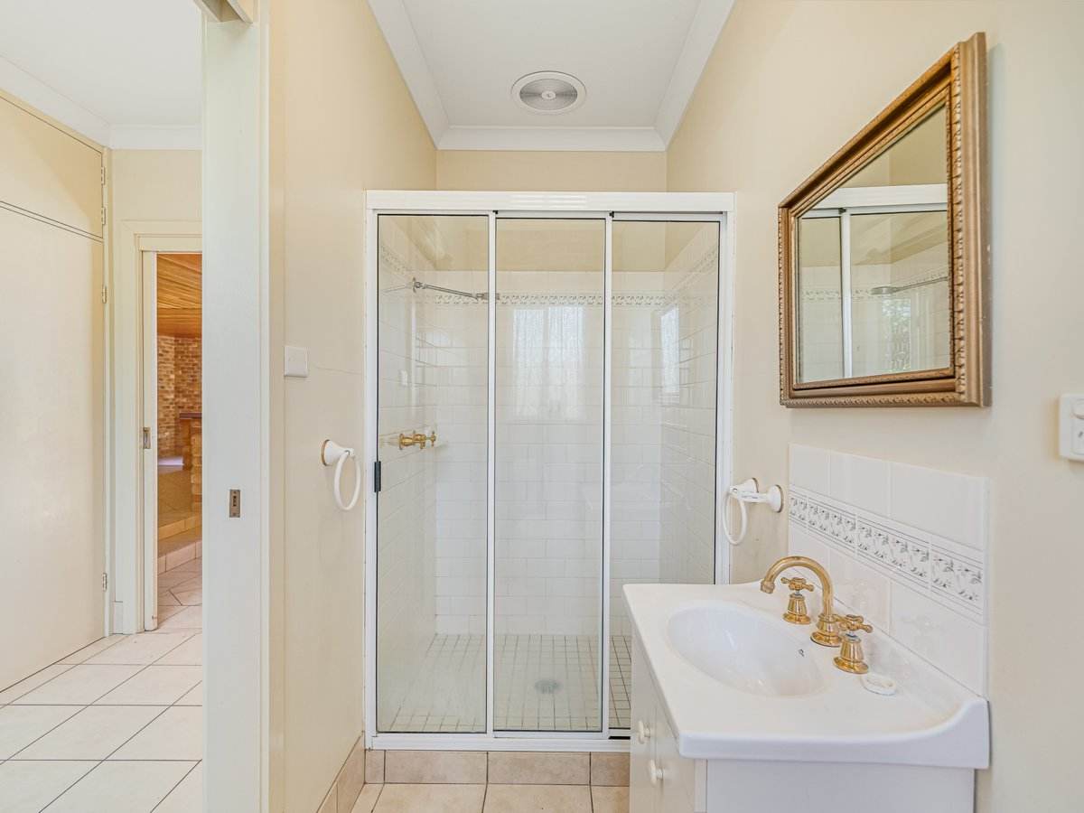 64 Narrawa Place, Bega Sold by Farmbuy.com - image 18