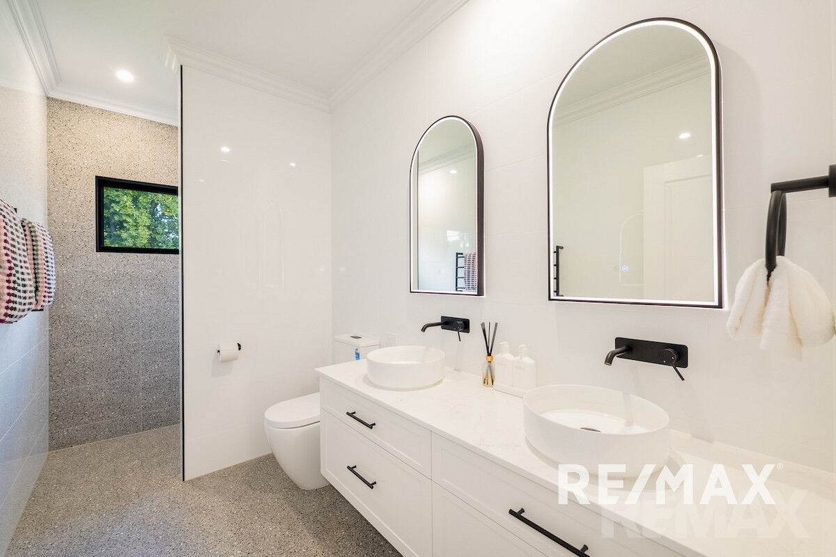 3 Pioneer Avenue, Gumly Gumly For Sale by Farmbuy.com - image 12