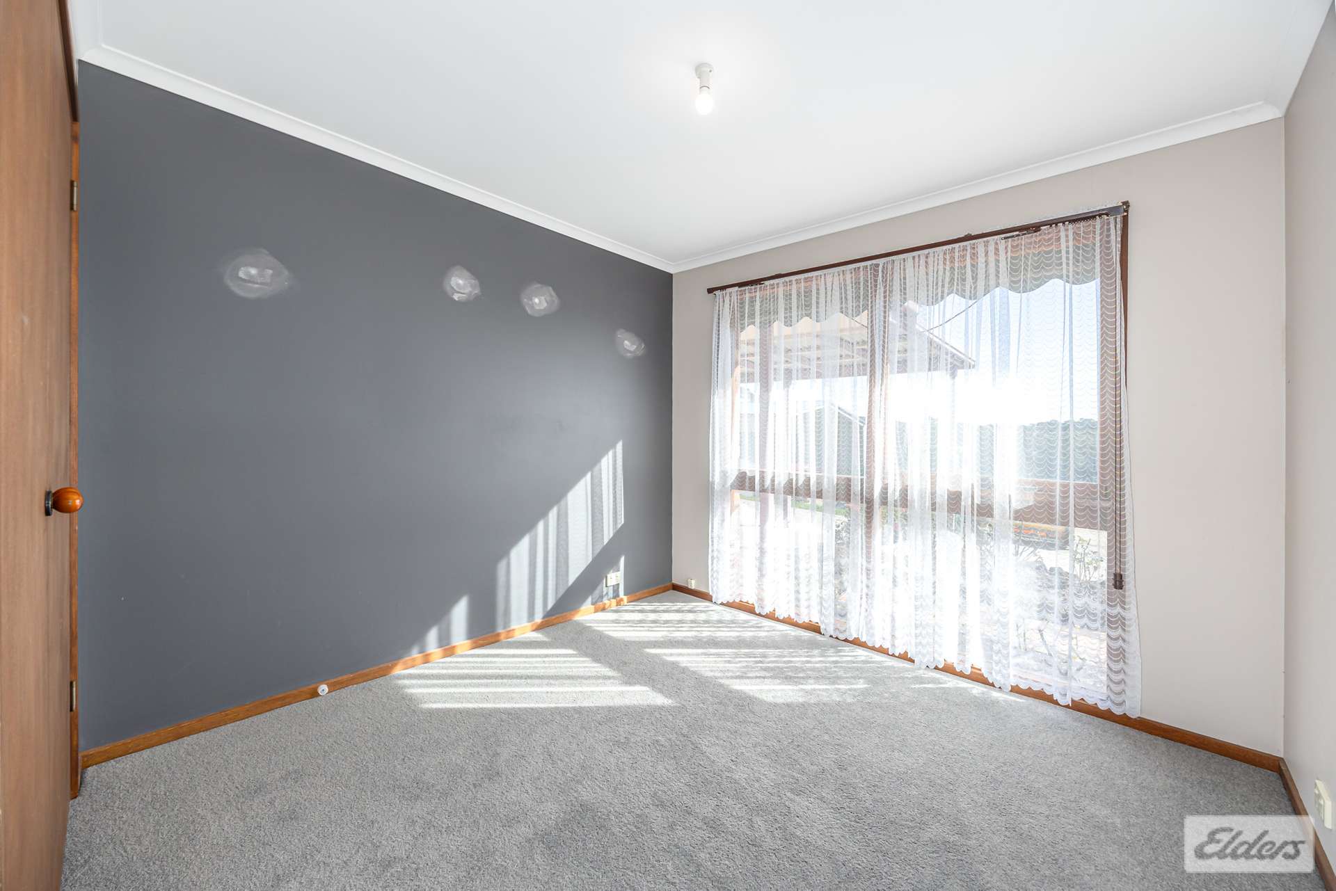 322 Wirraway Street, Moe South For Sale by Farmbuy.com - image 3