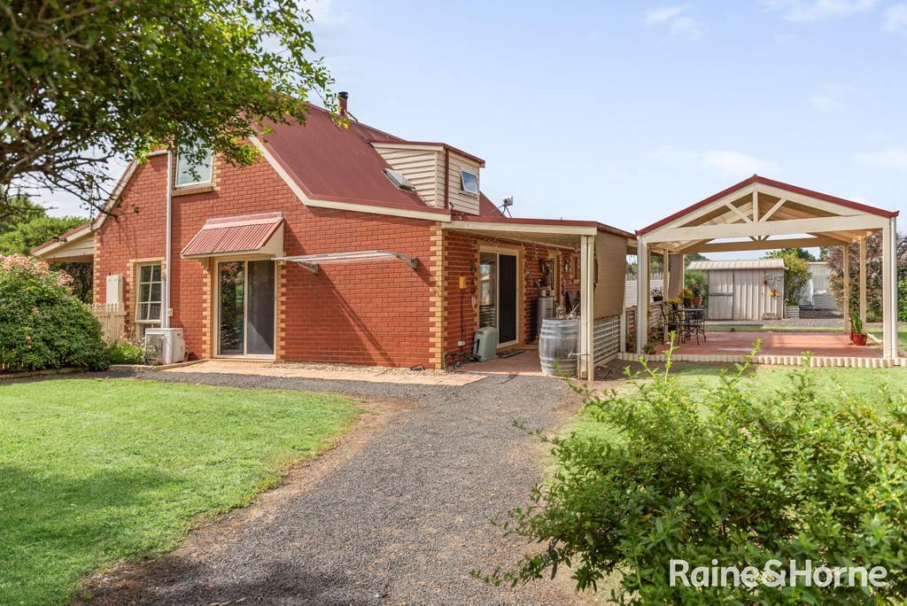 266 Redhill Road, Kyneton VIC 3444