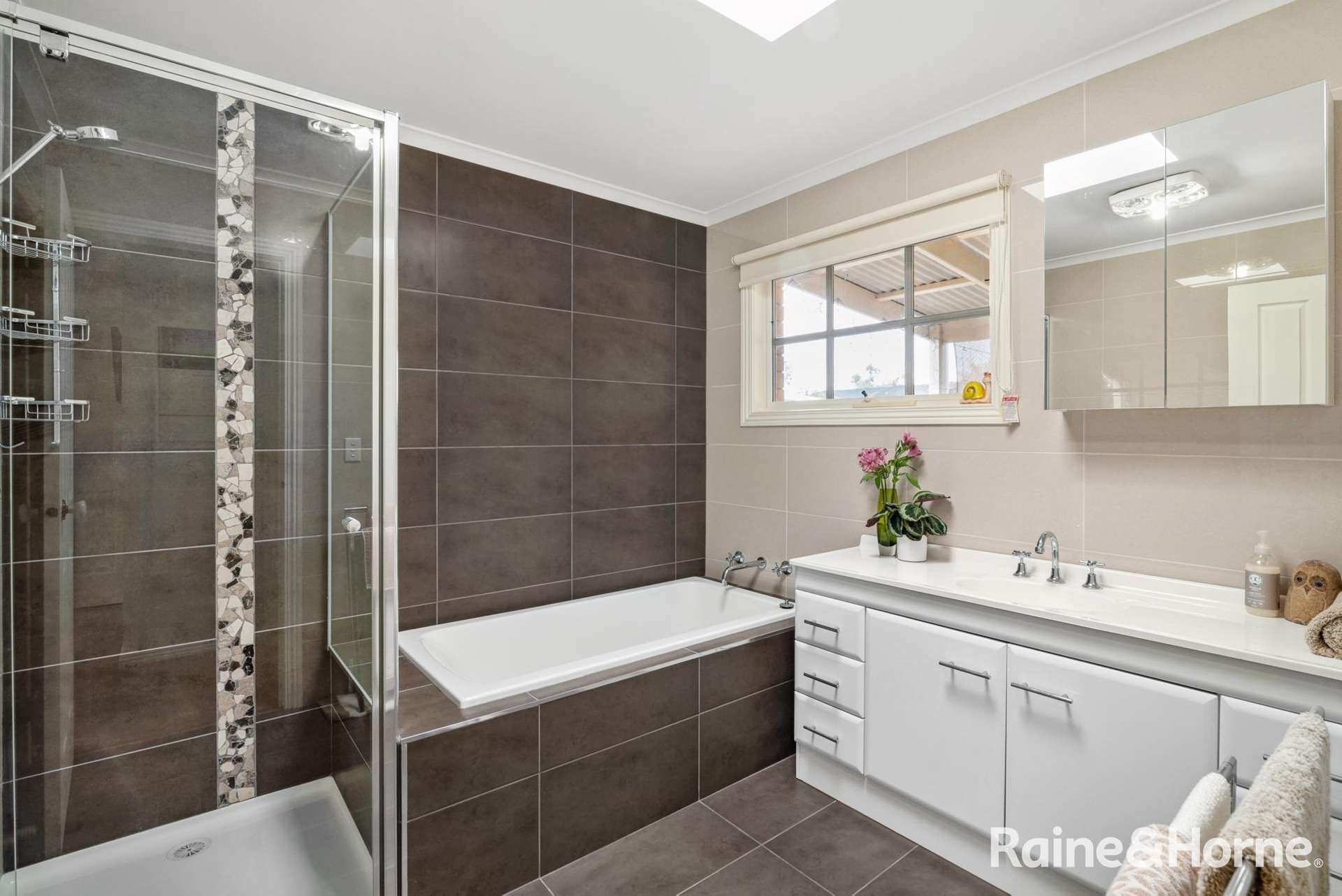 266 Redhill Road, Kyneton For Sale by Farmbuy.com - image 14