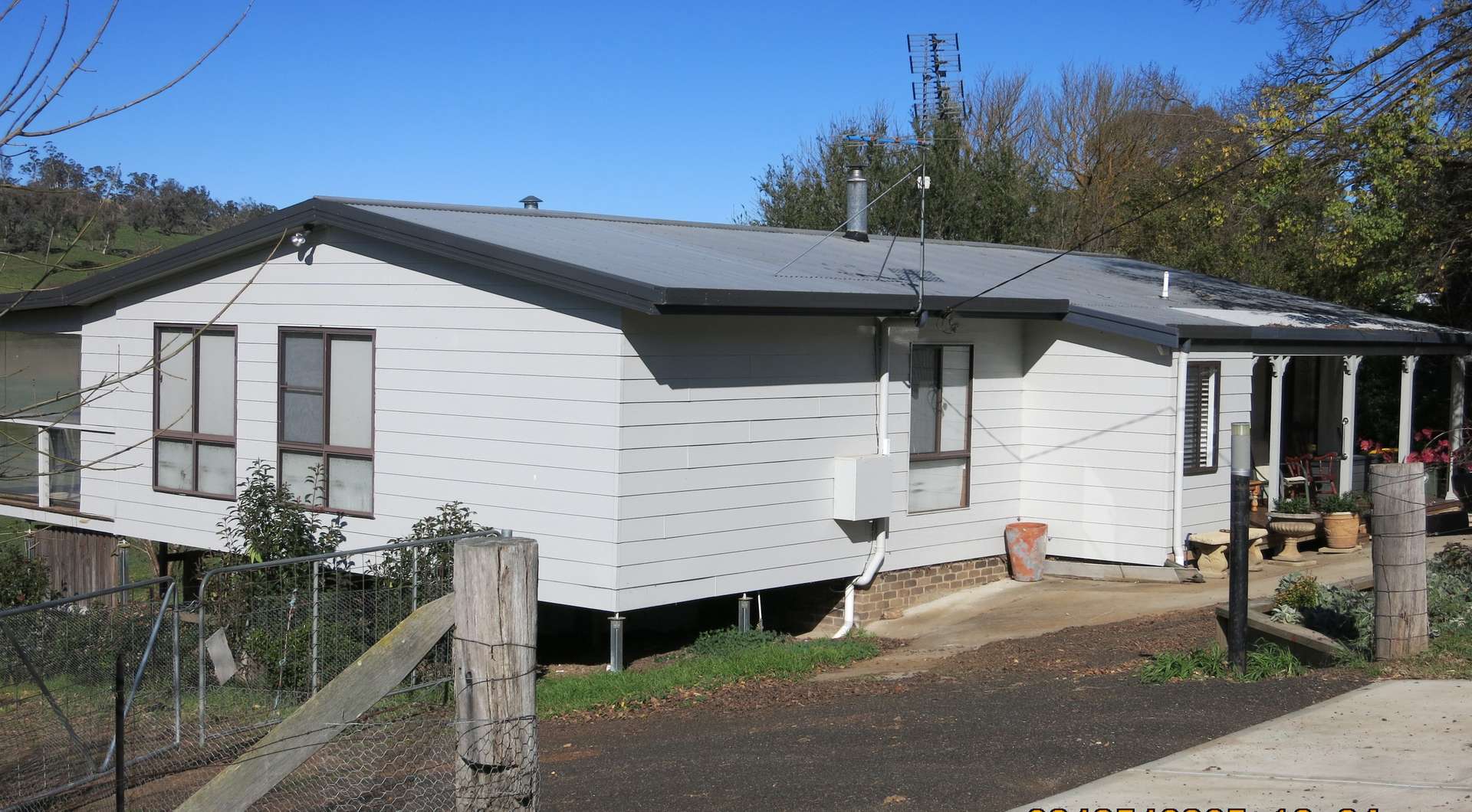 105s Derby Street, Walcha For Sale by Farmbuy.com - image 1
