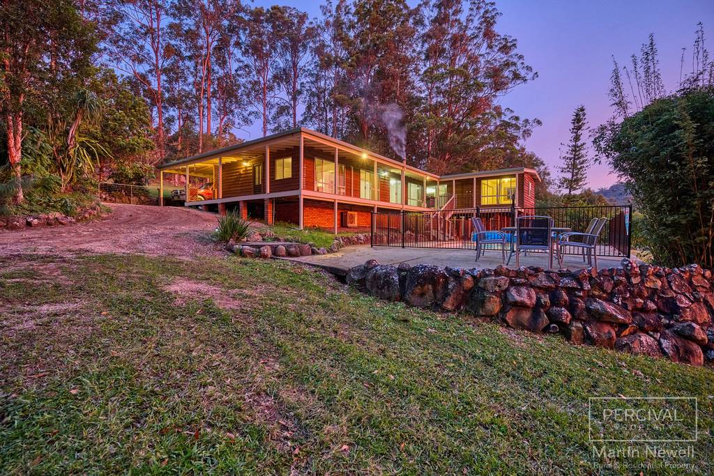 14 McLeod Close, Lorne NSW 2439