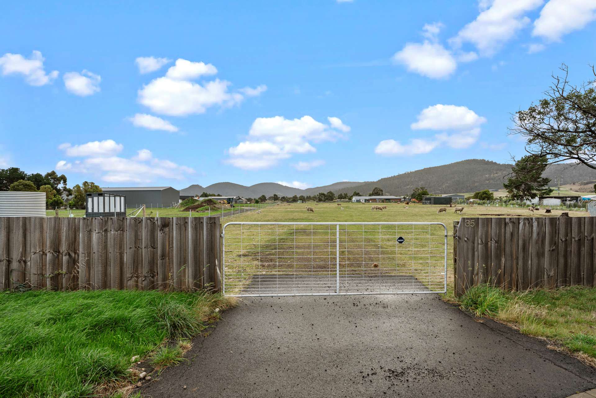 35 Goodford Lane, Orielton Sold by Farmbuy.com - image 3