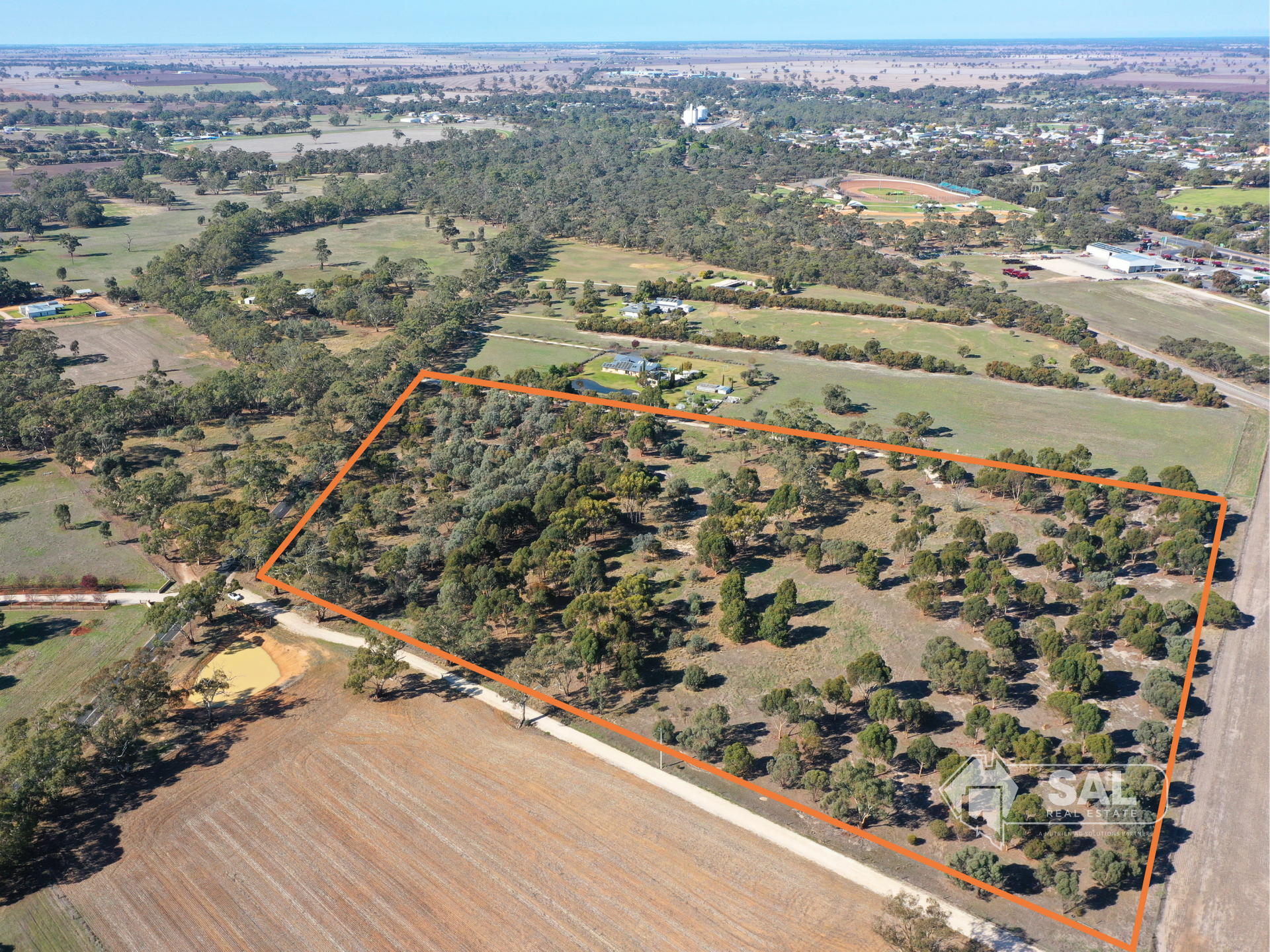 Golf Course Road, Bordertown For Sale by Farmbuy.com - image 3