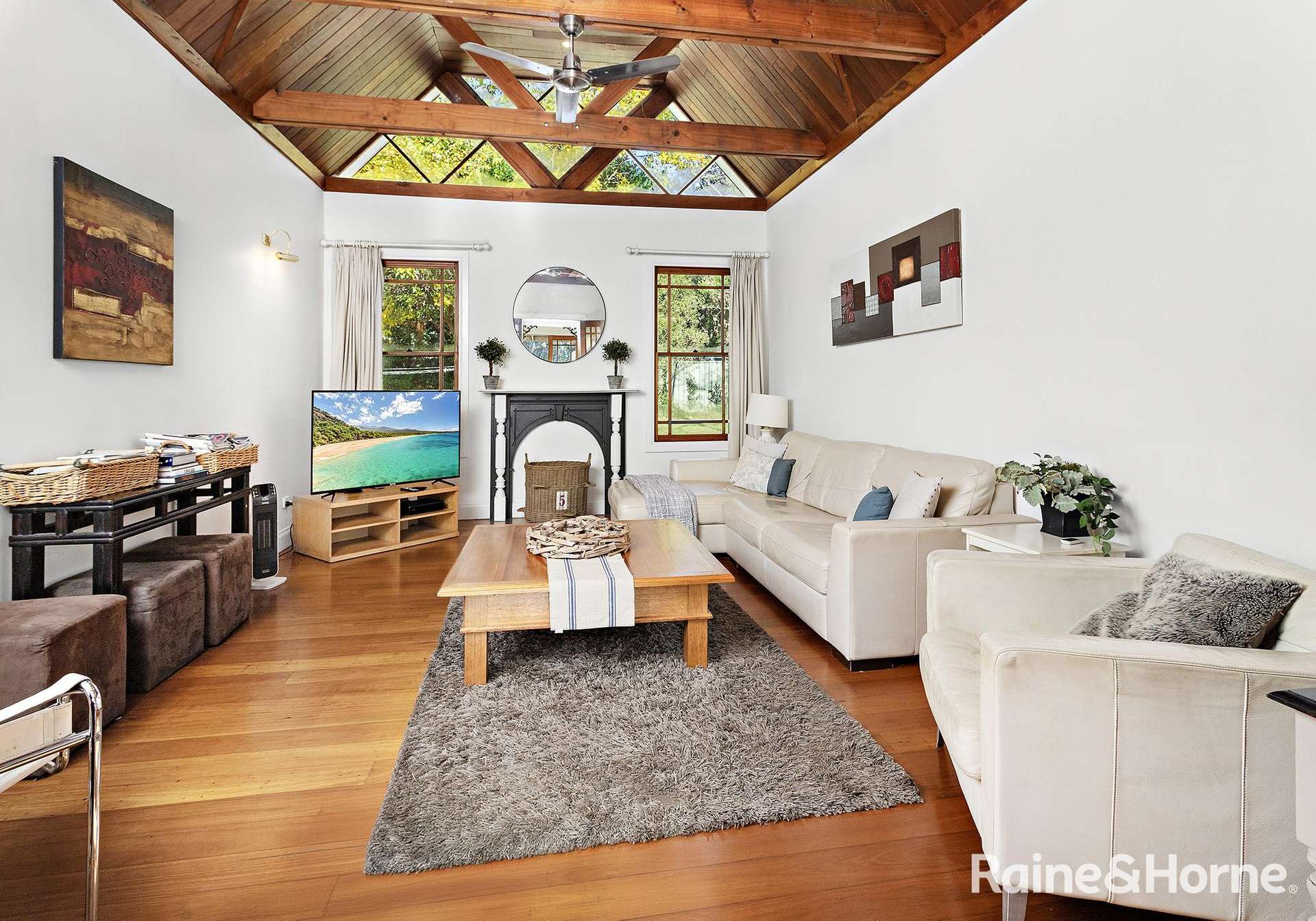149A Moss Vale Road, Kangaroo Valley For Sale by Farmbuy.com - image 2