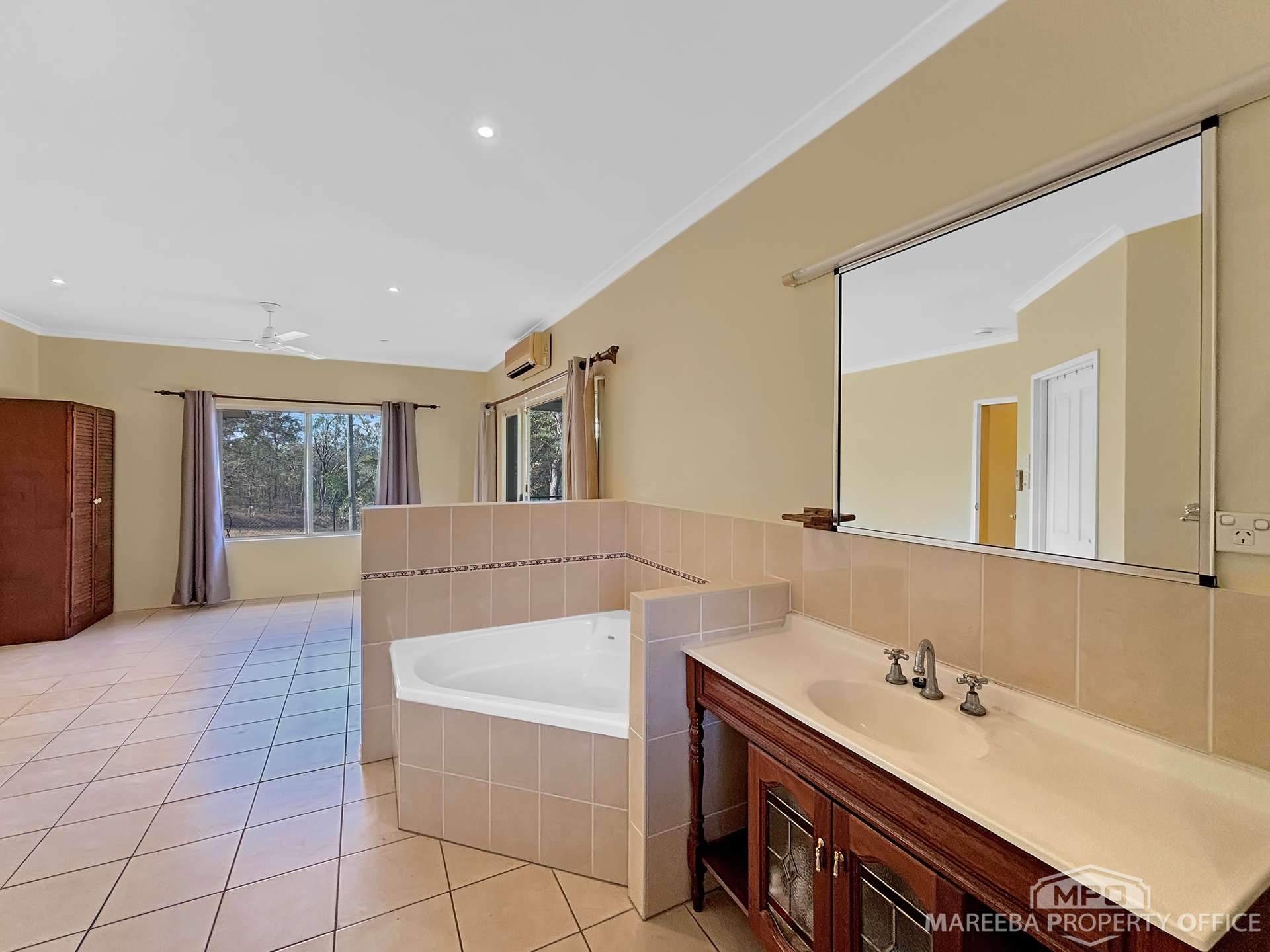 4 Cardwell Close, Mareeba Sold by Farmbuy.com - image 14