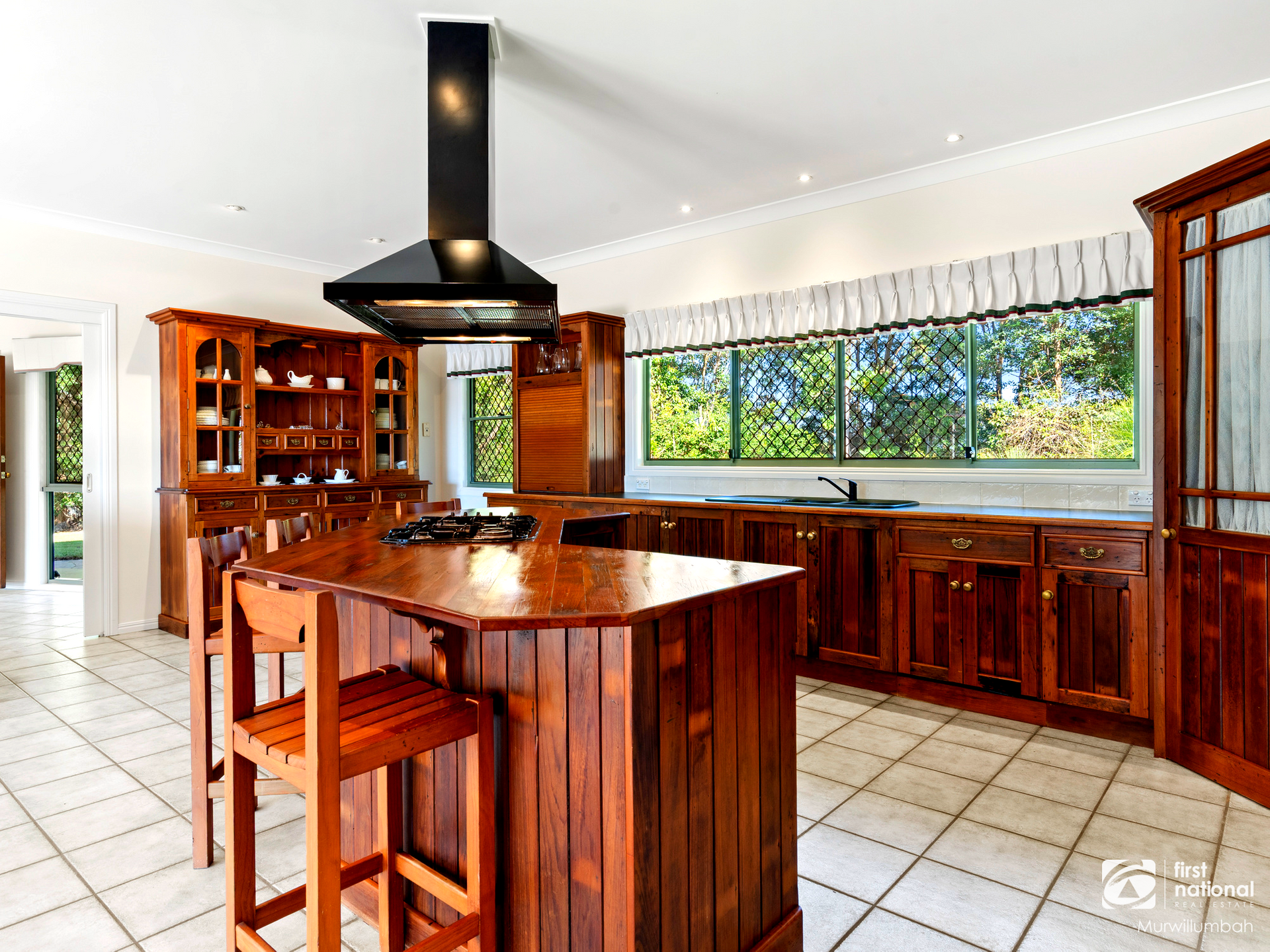 7083 Tweed Valley Way, Dunbible For Sale by Farmbuy.com - image 10