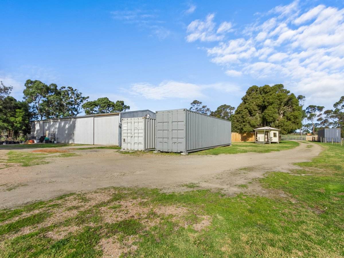 123 Crooke Street, East Bairnsdale For Sale by Farmbuy.com - image 22