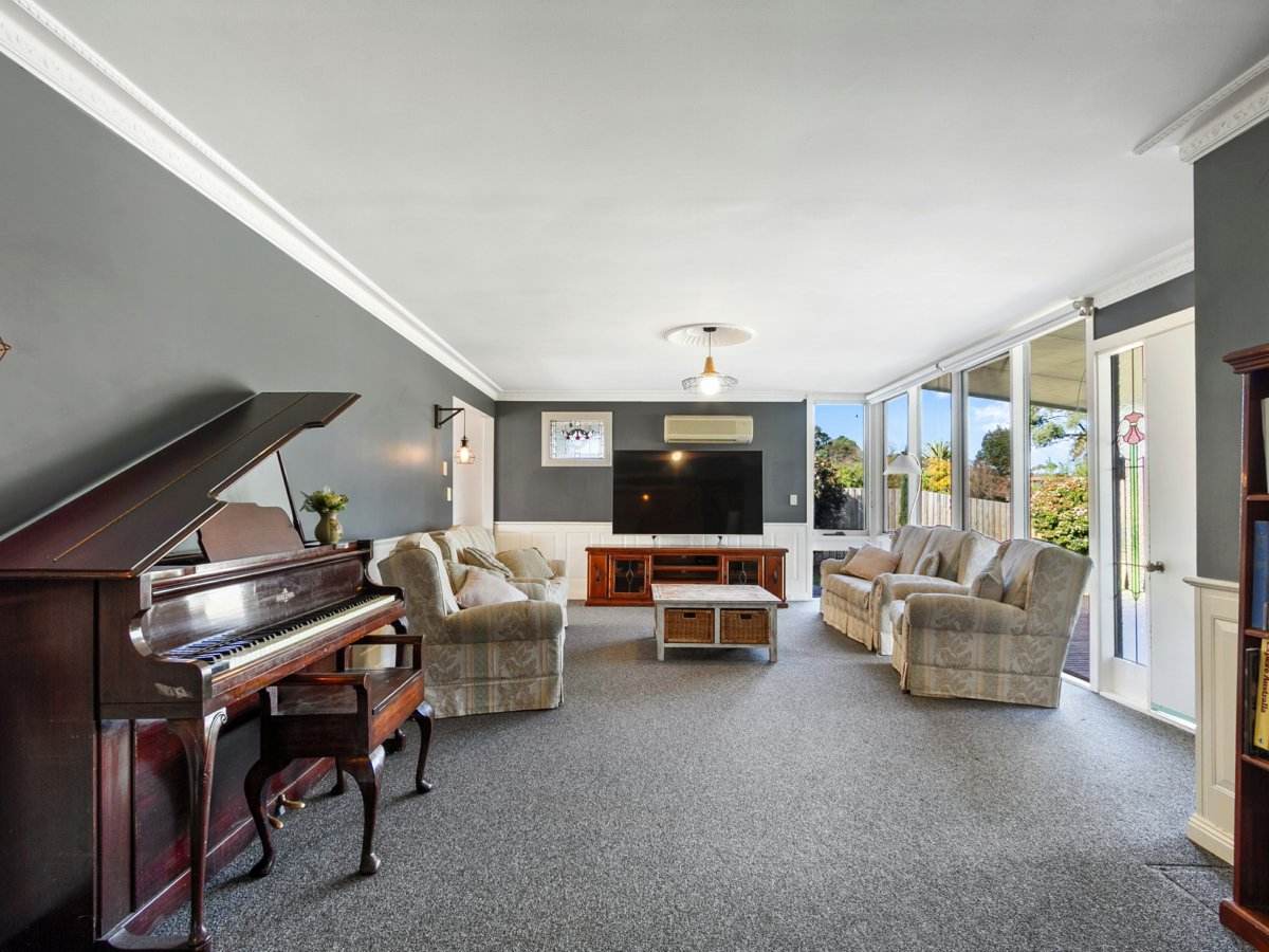 123 Crooke Street, East Bairnsdale For Sale by Farmbuy.com - image 10