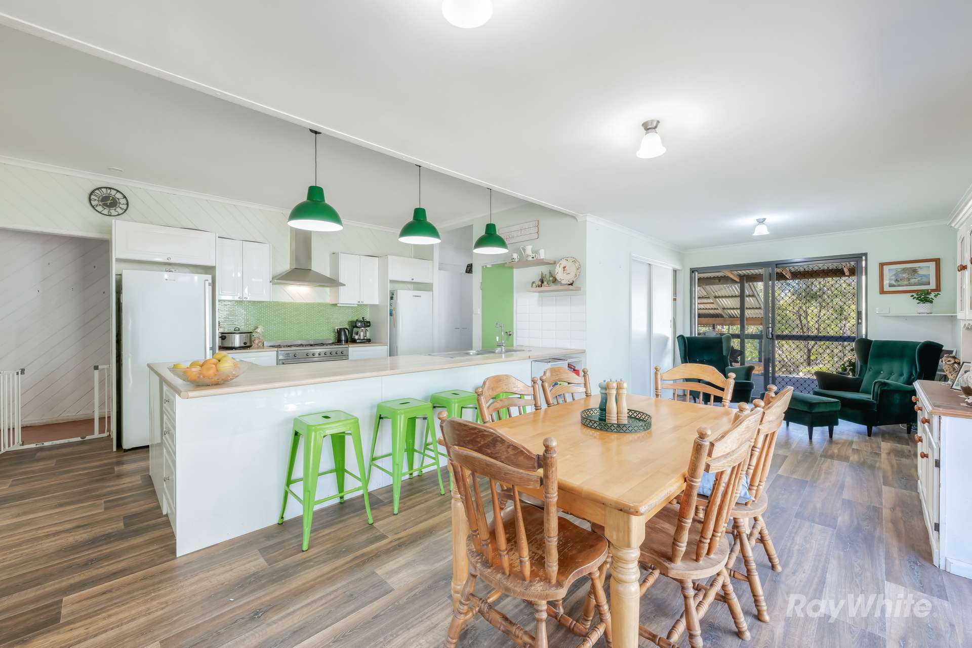 199 Friarbird Drive, Moolboolaman For Sale by Farmbuy.com - image 7