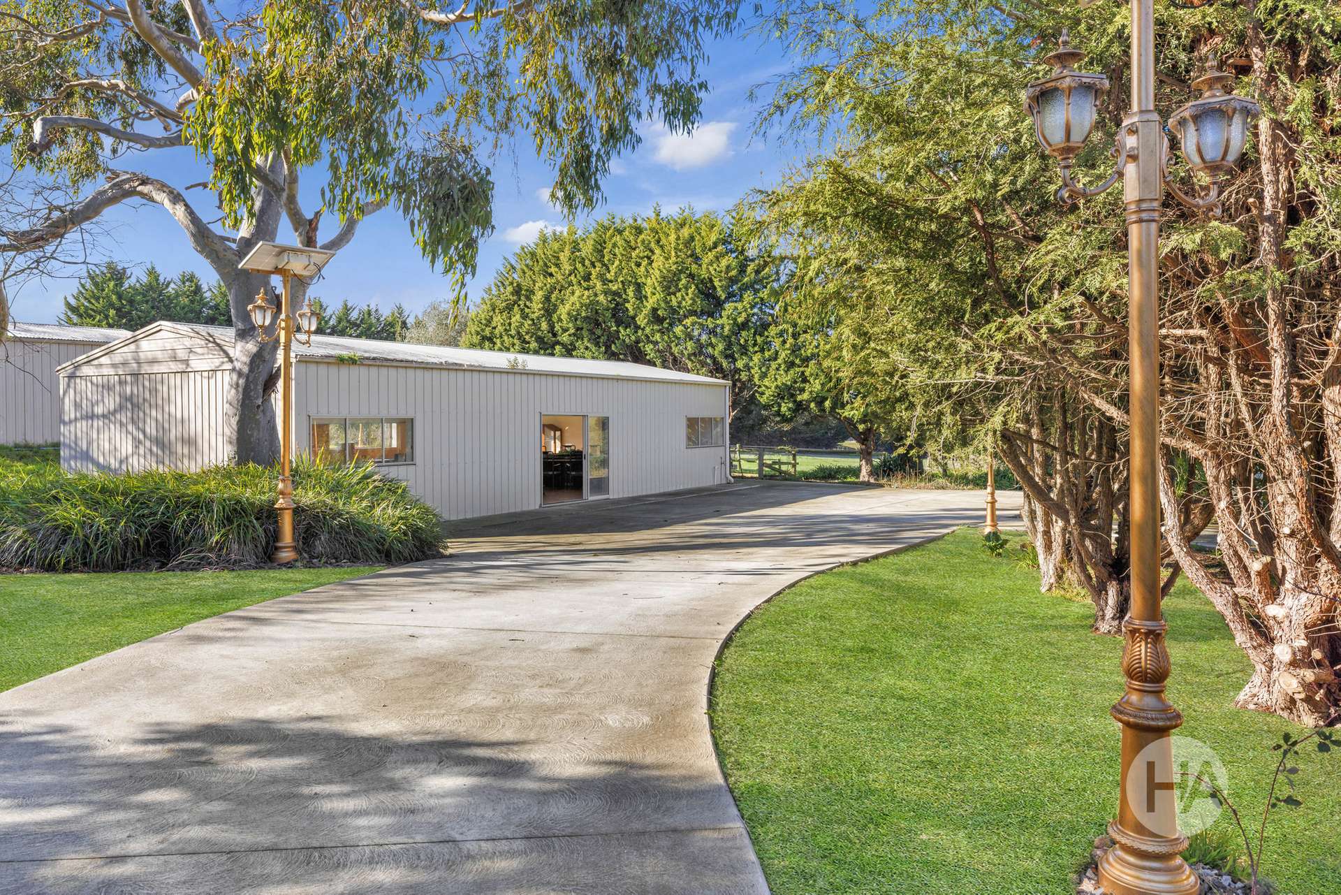 21 Balnarring Beach Road, Balnarring For Sale by Farmbuy.com - image 11