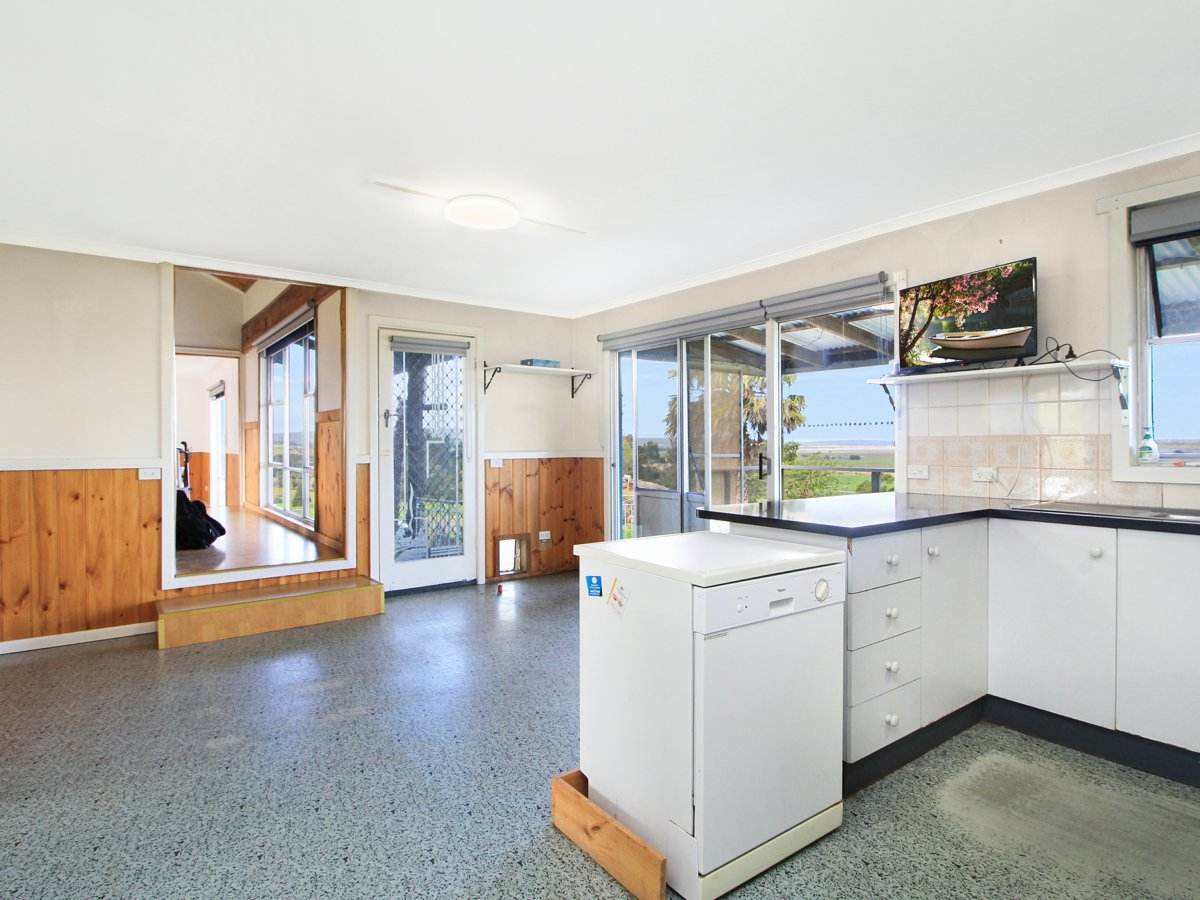 473 Princes Highway, Orbost For Sale by Farmbuy.com - image 4