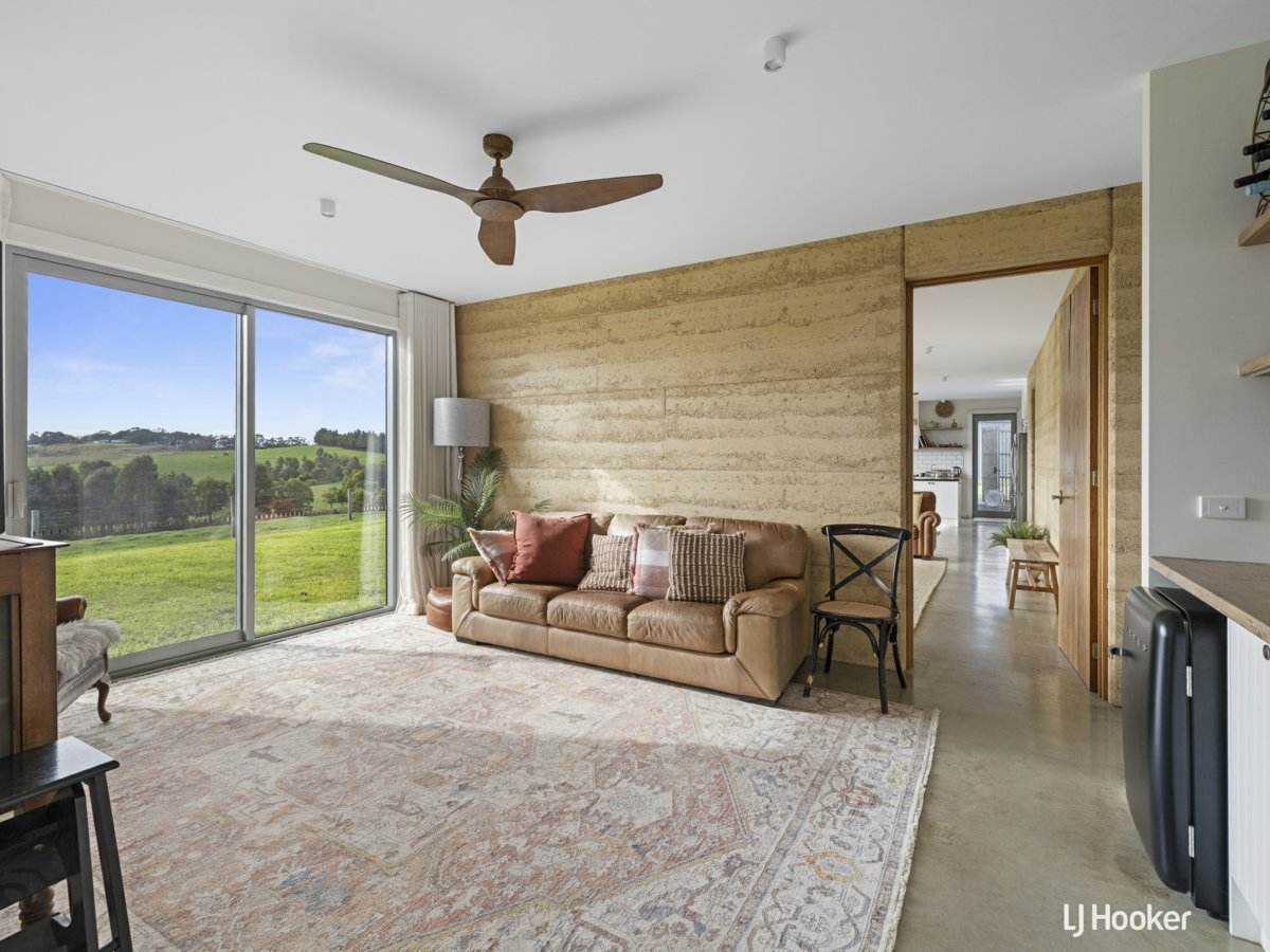 2 Dunbabbin Road, The Gurdies For Sale by Farmbuy.com - image 20