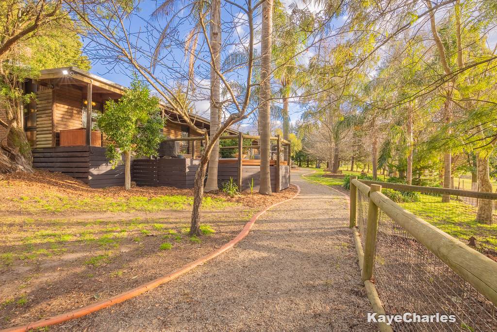 30 Edebohls Road, Narre Warren East VIC 3804