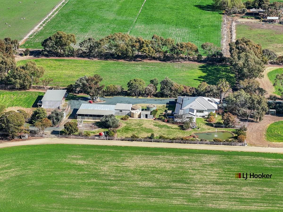 380 Mitchell Road, Echuca Sold by Farmbuy.com - image 1