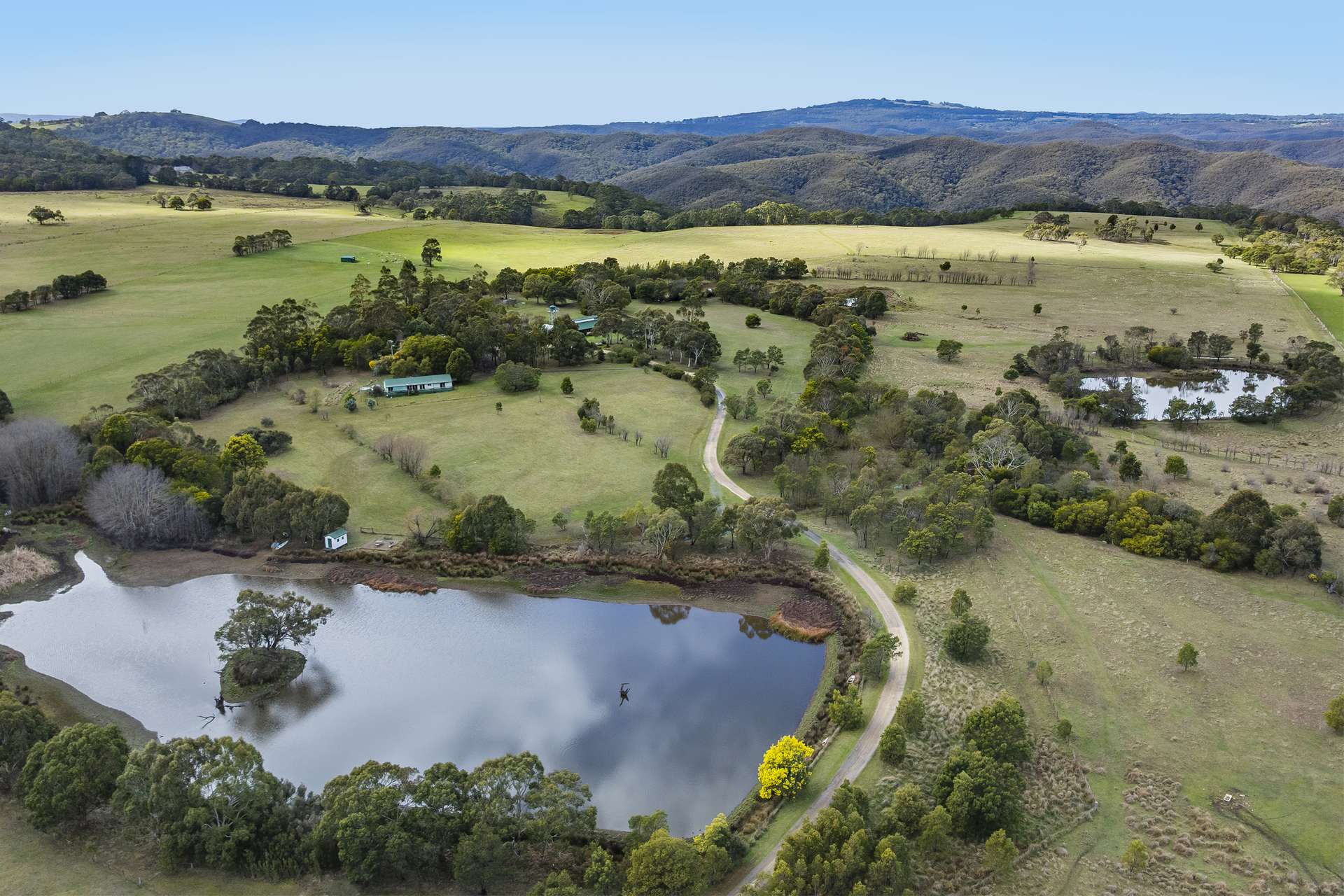 1285 Bacchus Marsh Road, Bullengarook For Sale by Farmbuy.com - image 33