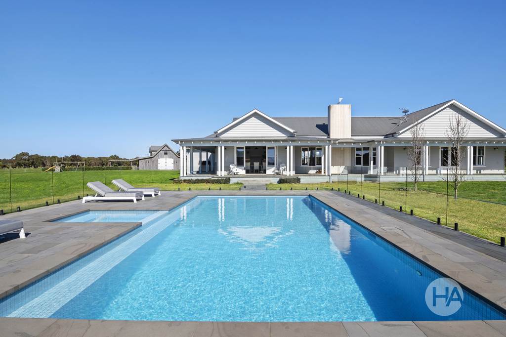 13 Coolart Road, Somers VIC 3927