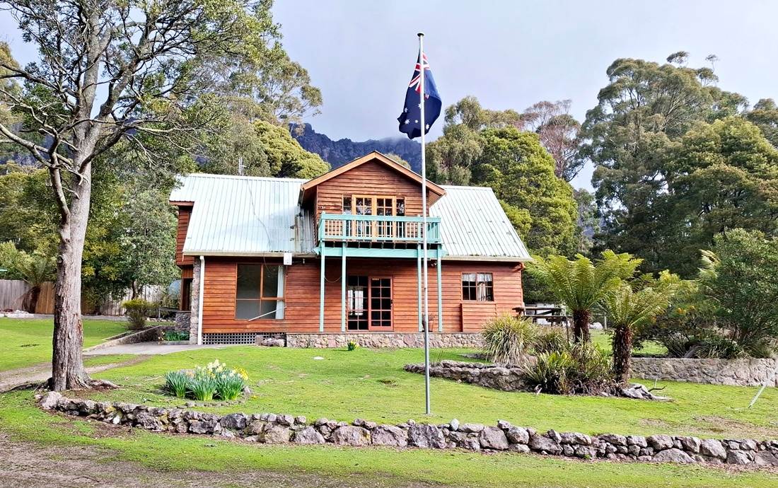 105 McCoys Road, Claude Road For Sale by Farmbuy.com - image 1