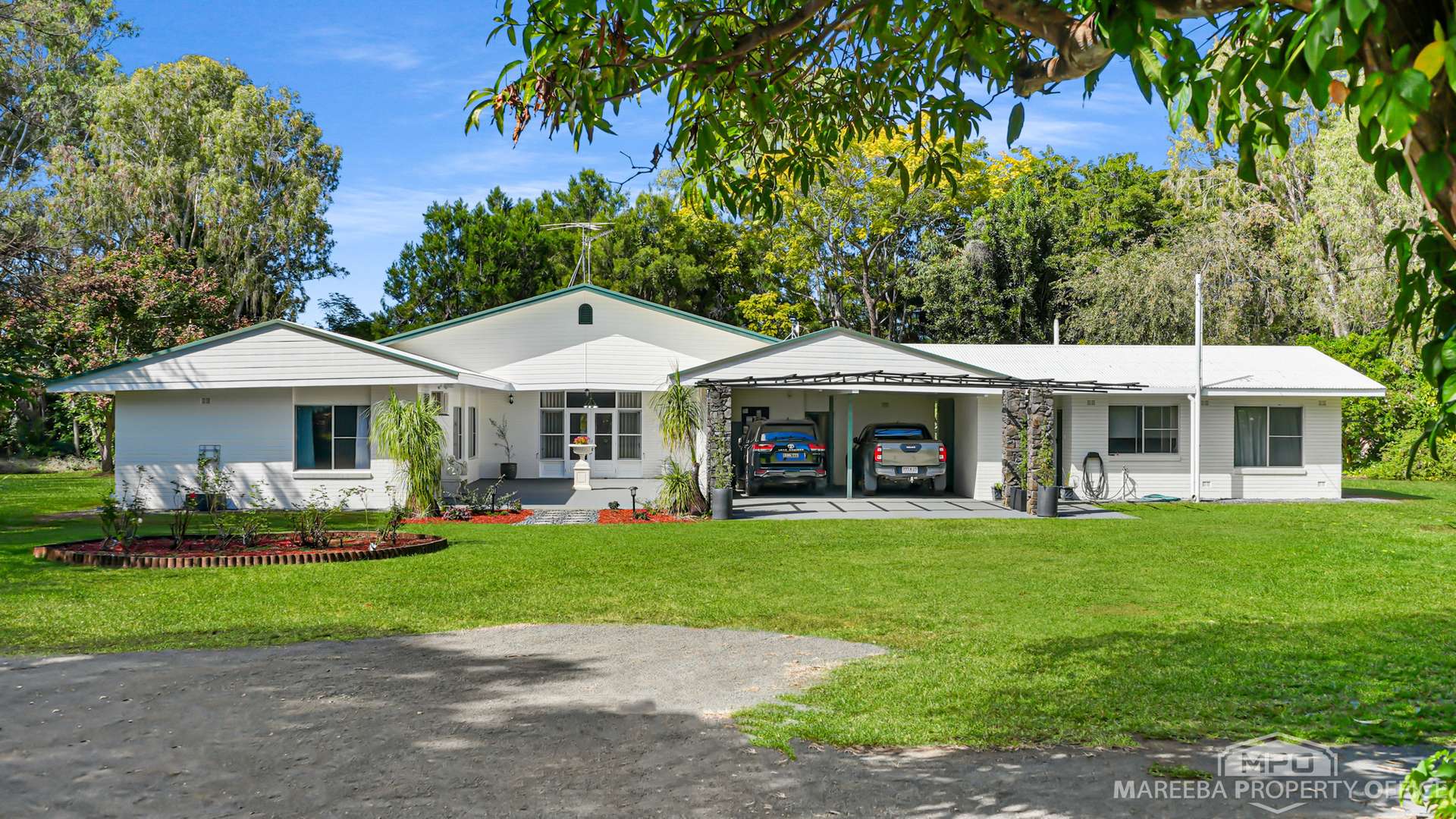 76 Davies Creek Road, Mareeba For Sale by Farmbuy.com - image 3