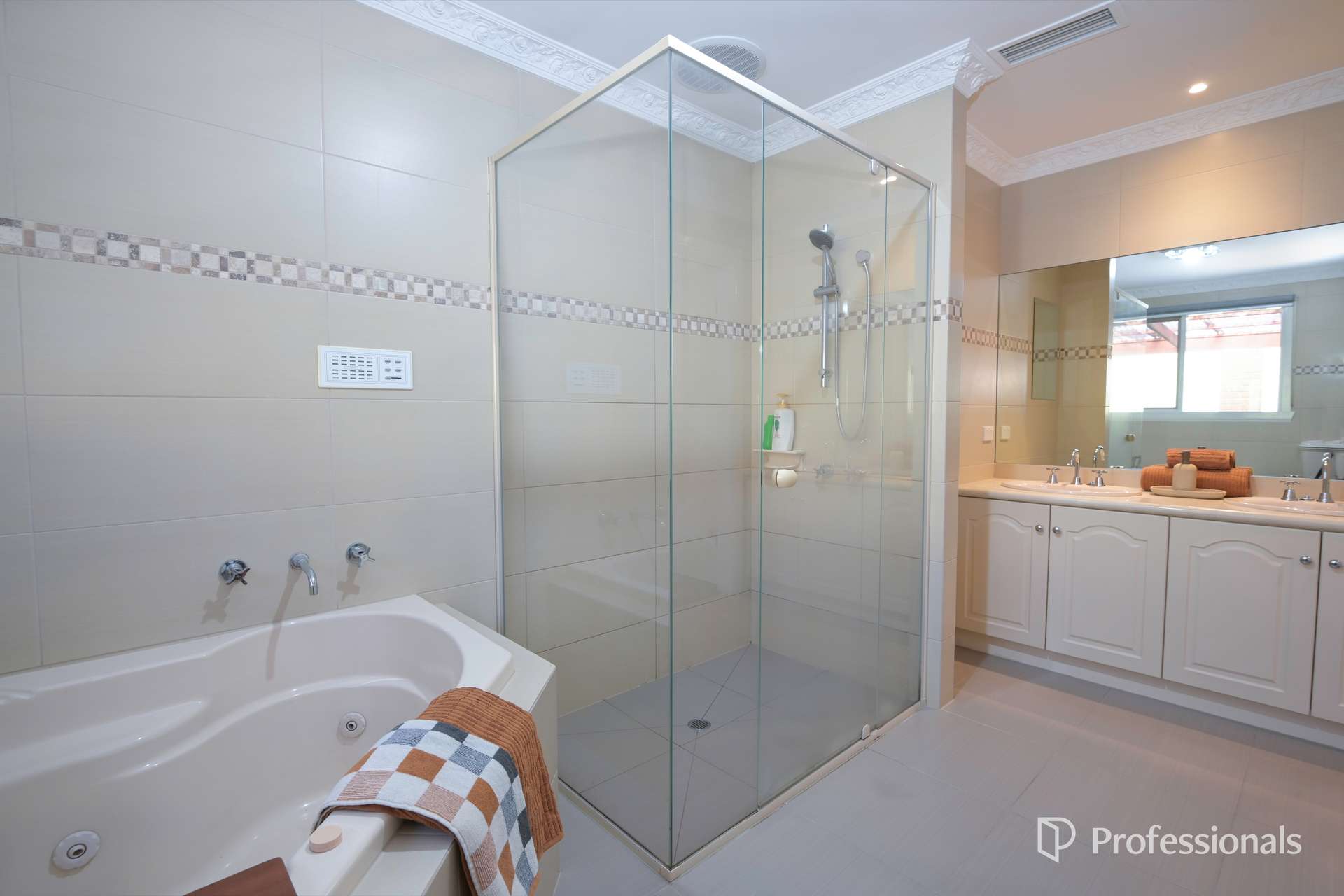 105 Gardenhill Road, Launching Place Sold by Farmbuy.com - image 13