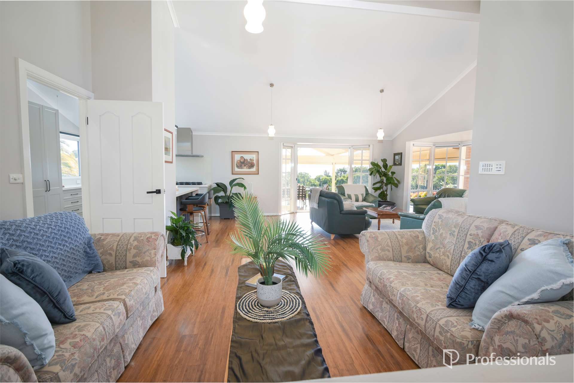 105 Gardenhill Road, Launching Place Sold by Farmbuy.com - image 4