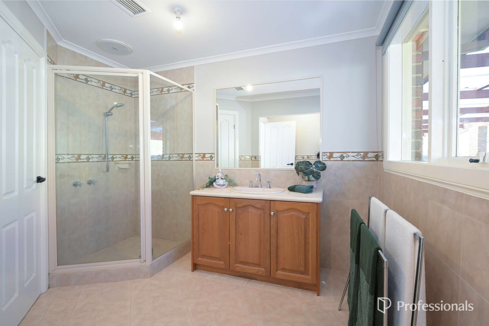 105 Gardenhill Road, Launching Place Sold by Farmbuy.com - image 15