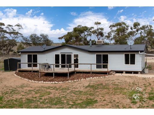 Farm Sold - SA - Black Hill - 5353 - Country living overlooking the Marne Valley and big River Red Gum trees 