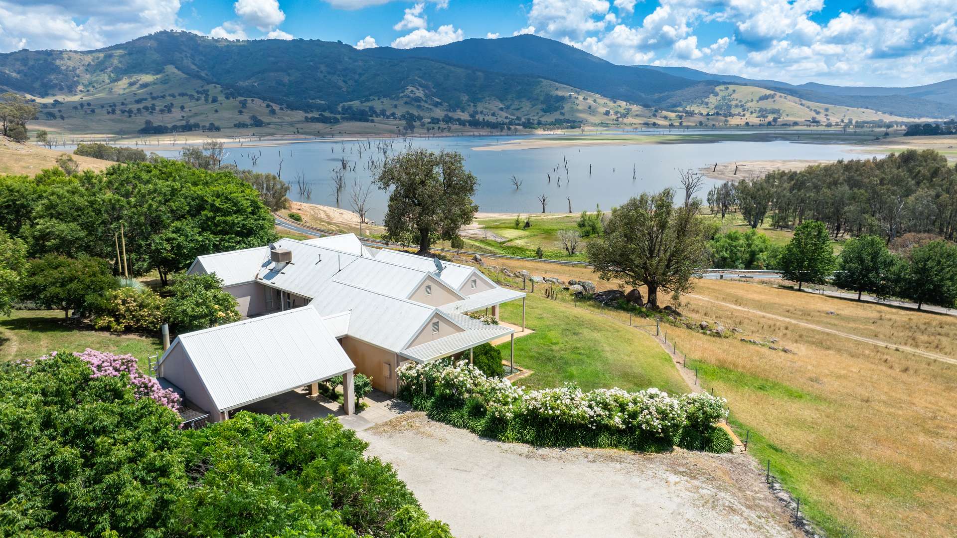 3972 Murray River Road, Bungil For Sale by Farmbuy.com - image 2