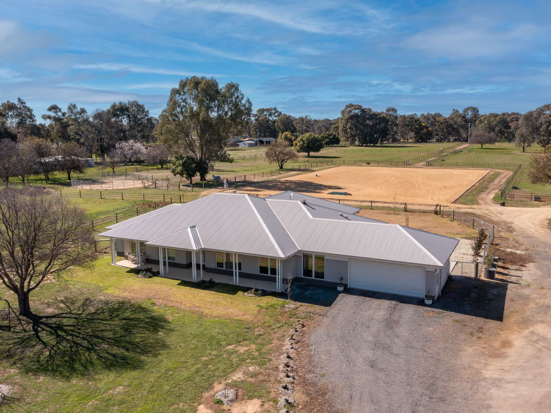 364 Goomalibee Road, Benalla For Sale by Farmbuy.com - image 2