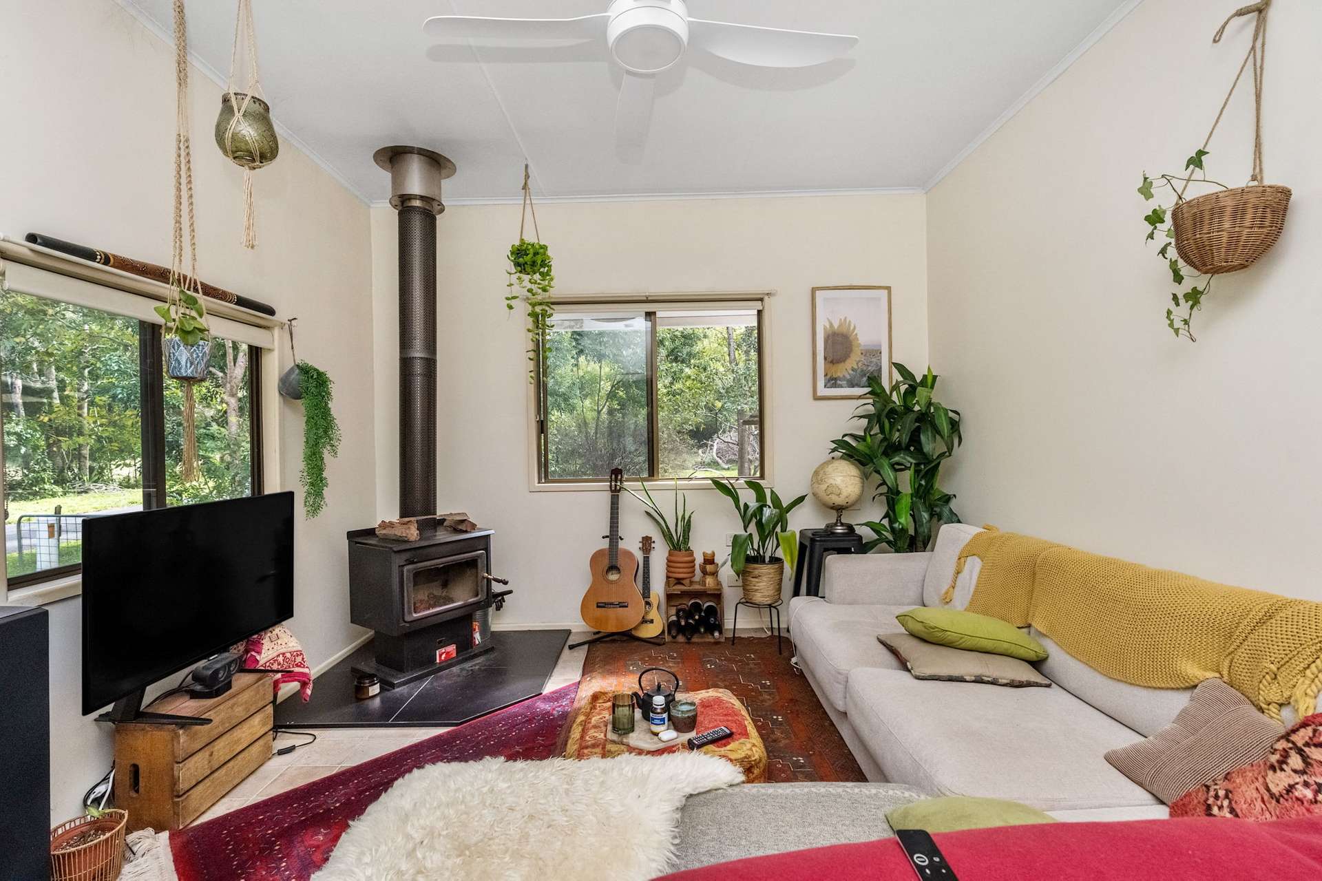 363 Middle Pocket Road, Middle Pocket For Sale by Farmbuy.com - image 30