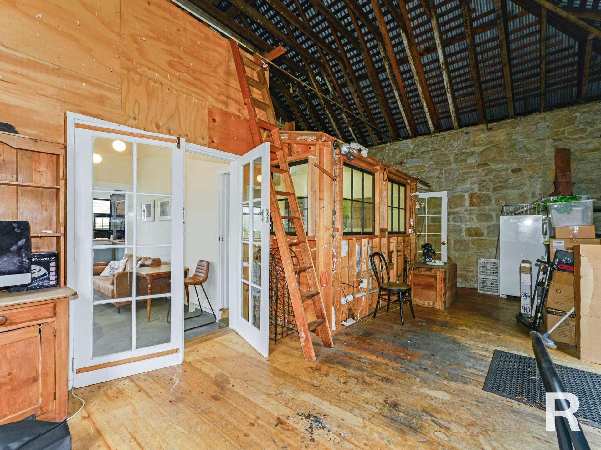 8 Arthur Street, Hamilton For Sale by Farmbuy.com - image 28